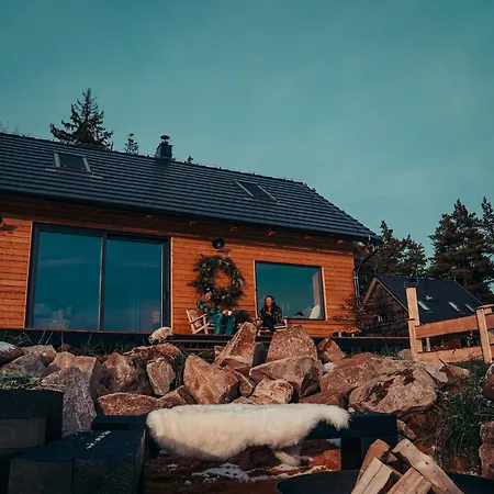 Cozy Apartmán Smolne Pece